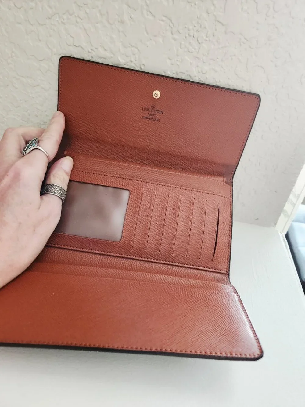 New Womens Louis Vuitton Monogramed Wallet W/Check Book Insert